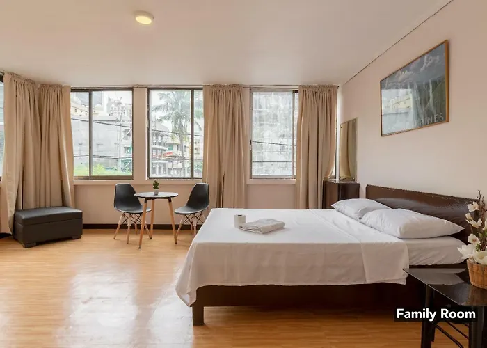 Victoria Mansions 3*